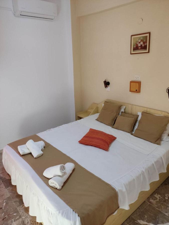 Kissandros Hotel 圣加利尼 外观 照片